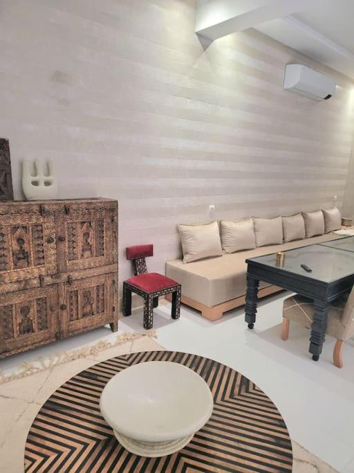 Riad Isahiac Avec Piscine En Exclusivite Marrakesh Exterior photo