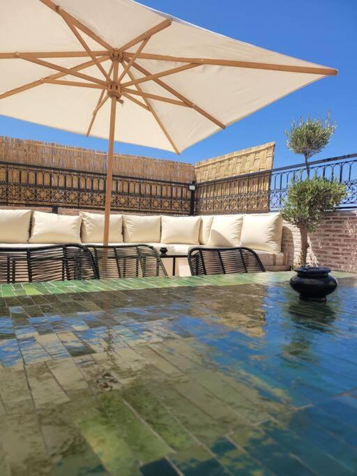 Riad Isahiac Avec Piscine En Exclusivite Marrakesh Exterior photo