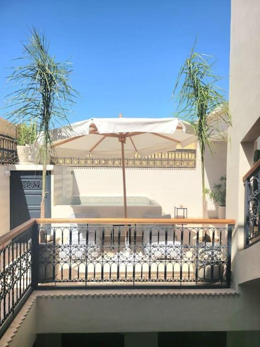 Riad Isahiac Avec Piscine En Exclusivite Marrakesh Exterior photo